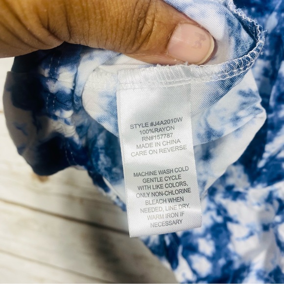 Full Circle Blue Tie-Dye Women's Elastic Off The Shoulder Crop Blouse Size L - Picture 4 of 4